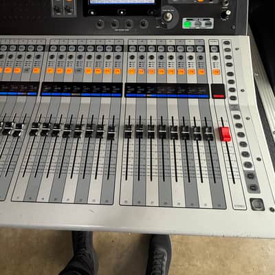 Yamaha TF5 48 Input Digital Mixing Console image 9