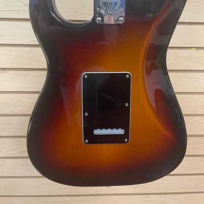 Fender Stratocaster HSS 2014 - Sunburst image 10
