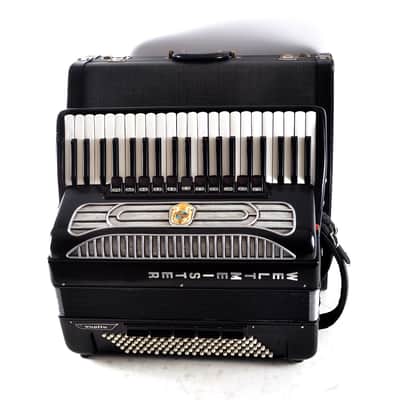Top German Made Accordion Weltmeister Supita 120 bass - DOUBLE TONE CHAMBER - Cassotto - Video image 16