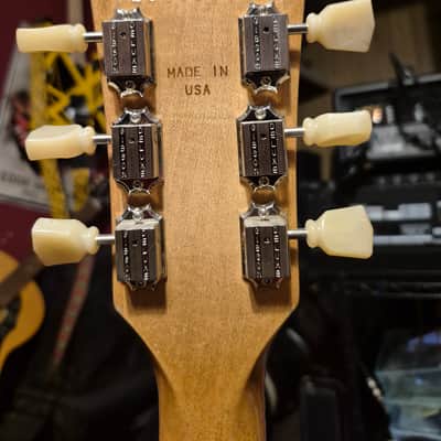 Gibson Les Paul Tribute 2018 - Faded Honey Burst image 4