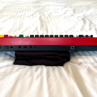 Yamaha Reface YC Mini Mobile Keyboard - all analog feel -red image 3