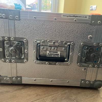 Gallien-Krueger 2001RB bass amp + RFB-III footswitch + 6u flight case image 10