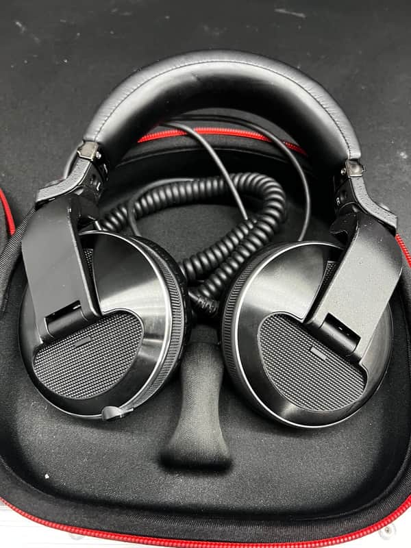 Pioneer HDJ-X10-K Professional DJ Headphones Black image 1