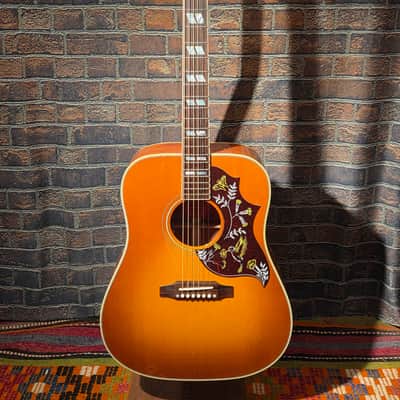 Gibson 2023 Hummingbird Standard Vintage Cherry Sunburst w/ OHSC image 3