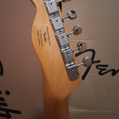 Fender Squier 2022 Classic Vibe ‘70s Olympic White Telecaster Thinline image 3