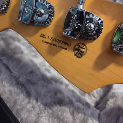 Fender American Ultra Precision Bass image 4