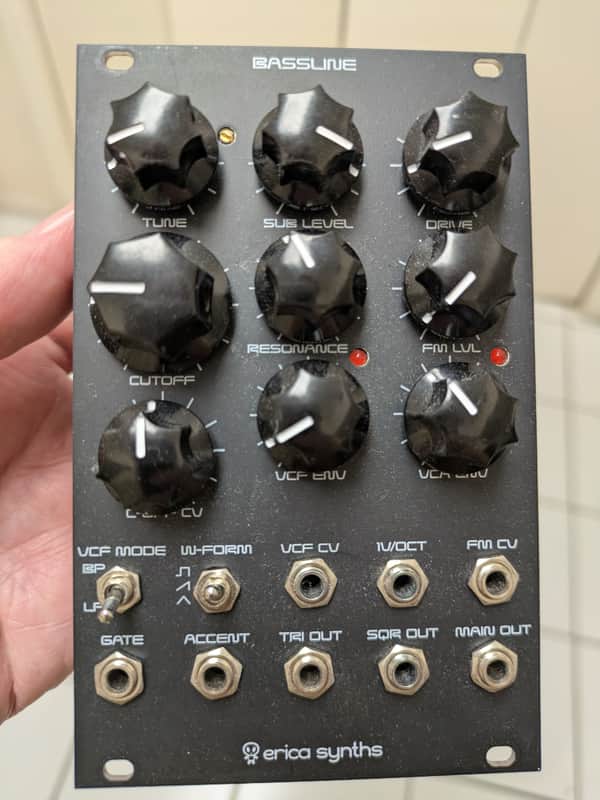Erica Synths Bassline Module DIY version - drive instead of detune