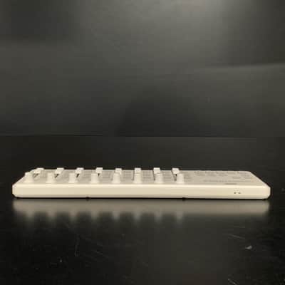 Korg nanoKONTROL2 Slimline USB MIDI Control Surface 2011 - Present - TGHM image 8