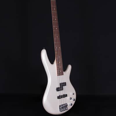 Ibanez GSR200 4-String Bass, Pearl White image 8