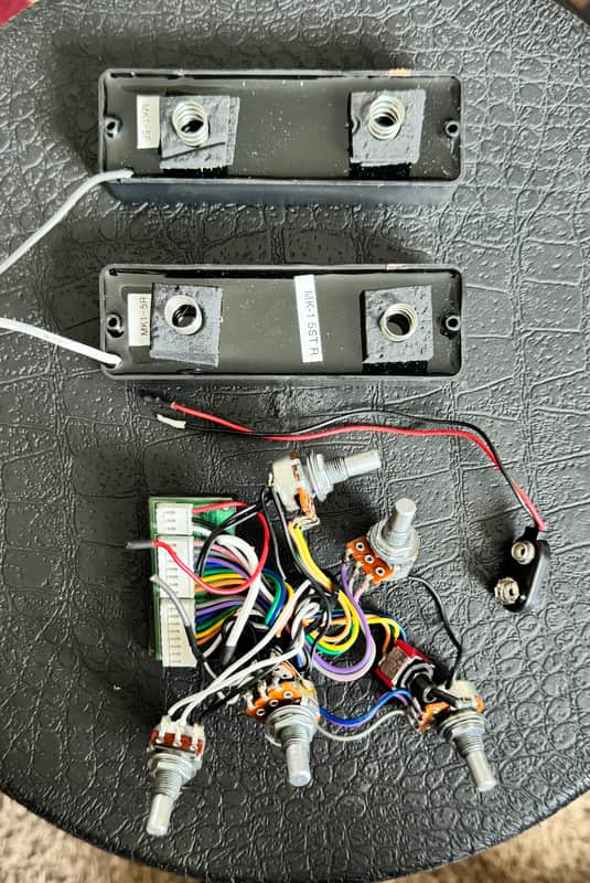 Bartolini MK-1 pickup set with preamp for Ibanez Soundgear 5
