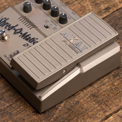 Akai Shred-O-Matic D1 Tube-Driven Overdrive / Distortion 2000s - Silver image 4