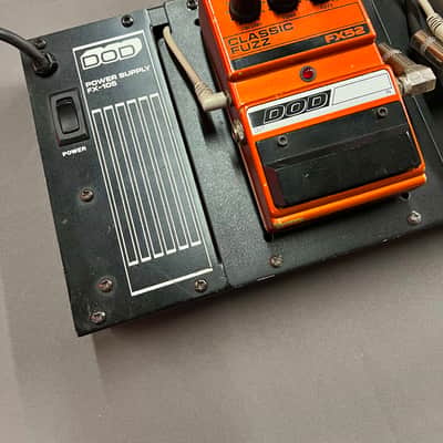 DOD FX-105 Powered DOD FX-100 pedalboard complete with Five DOD FX pedals 1980's - Black image 2