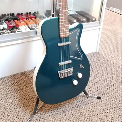 used Jerry Jones Single Cut 6 String Guitar in Sherwood Green, Very Good Condition image 6