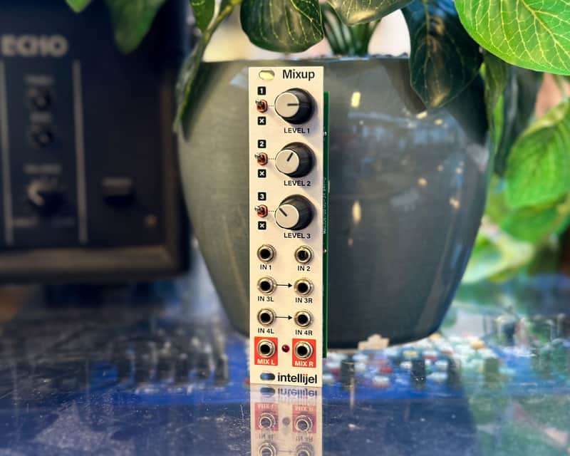 Intellijel Mixup