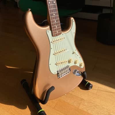 Fender Vintera Road Worn '60s Stratocaster 2020 - 2021 Firemist Gold image 2