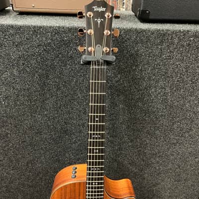 Taylor 724CE Koa Grand Auditorium Acoustic/Electric Guitar with V-Class Bracing, ES2 Pickup and Hardshell Case 2022 - Hawaiian Koa image 3