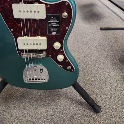 New 2025 Fender American Professional Classic Jazzmaster - Faded Sherwood Green Metallic w/ Fender Deluxe Gigbag image 3