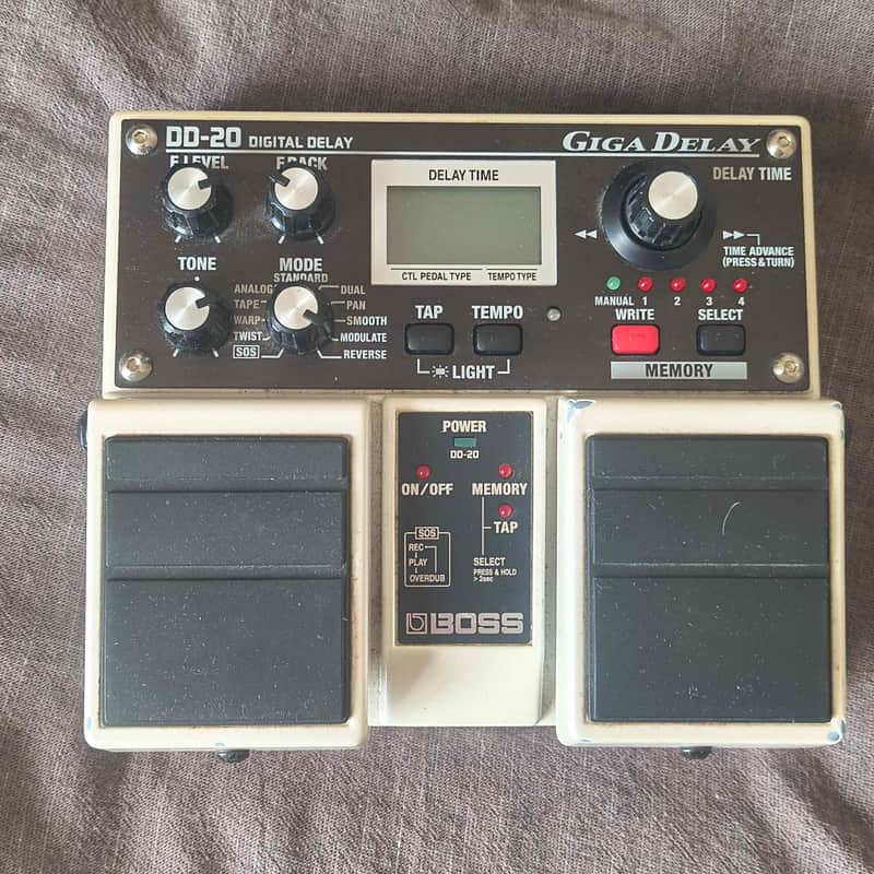 Boss DD-20 Giga Delay 2005 - Present - White image 1