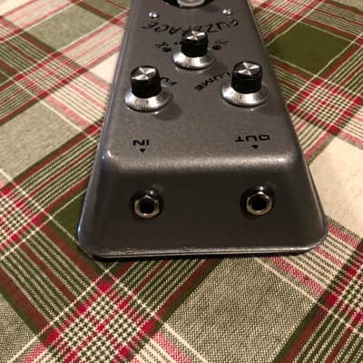 Fuzz Face BC 183 circuit w/ bias control: Old school Tone Bender enclosure Grey image 9