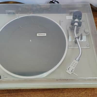 Pioneer PL512 turntable in very good condition - 1970's image 4