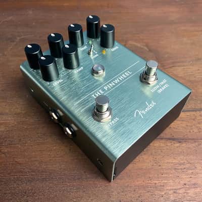 Fender The Pinwheel Rotary Speaker Emulator 2019 - Present - Green image 2