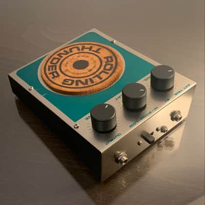 Vintage 1980 Electro Harmonix Rolling Thunder image 3