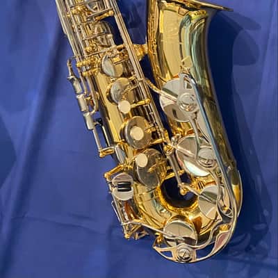 Yamaha YAS-26 Standard Alto Saxophone 2010s - Lacquered Brass image 2