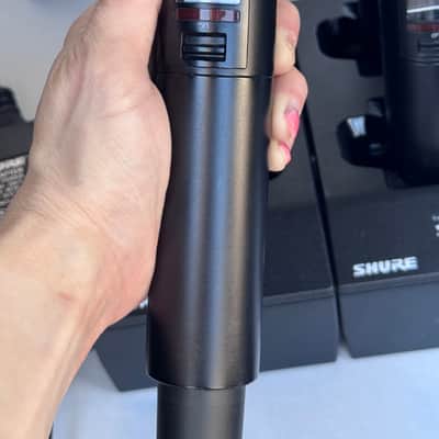 Shure ULX-D Wireless System Bundle: Shure ULXD4Q Quad Receiver (ULXD4Q G50) + 2 Shure ULXD4Q Single Receivers + 6 Shure ULXD2 G50 Mics + Chargers + Shure Wideband Panel Antenna (UA864US) image 2
