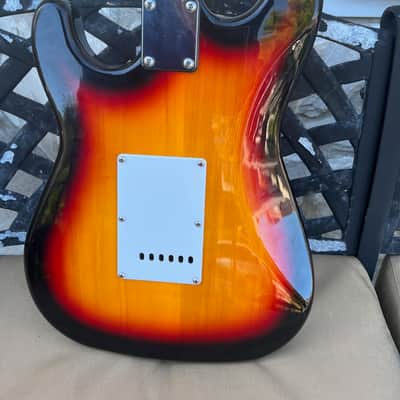 Donner DST-100S Standard Series Strat Type image 6