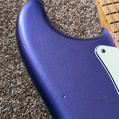 Fender Vintera Road Worn Mischief Maker Stratocaster 2021 - Metallic Purple image 7