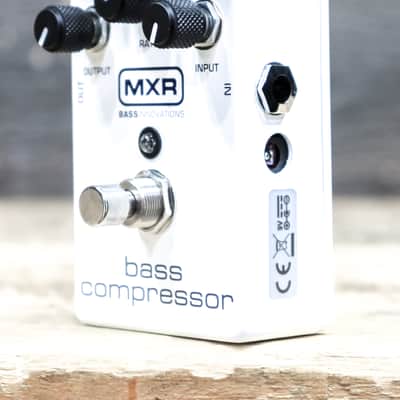 MXR M87 Bass Compressor Classic Studio Transparent Compressor Bass Effect Pedal image 2