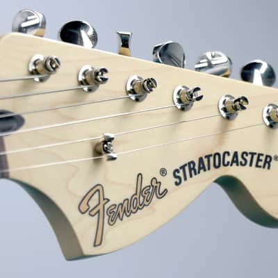 Fender Limited Edition Tom DeLonge Signature Stratocaster 2023 - Black image 6