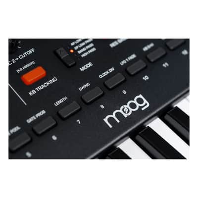 Moog Messenger 32-Key Monophonic Analog Synth image 6