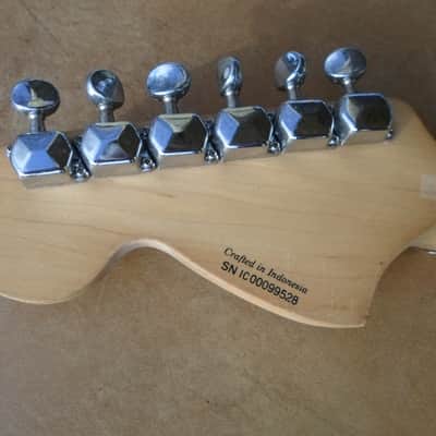 Fender Squire Indonesia Stratocaster Neck & Tuners image 5
