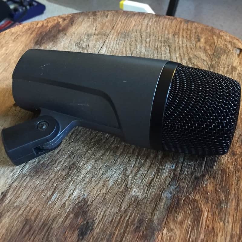 Sennheiser e602-II Dynamic Bass Drum Microphone | Reverb