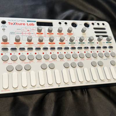 Sonicware Liven Texture Lab w/ POWER SUPPLY!!! image 1