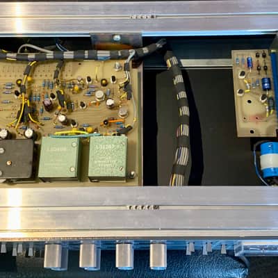 Neve 33609 Discrete Stereo Compressor / Limiter Metal Knob 1970s - Blue image 10