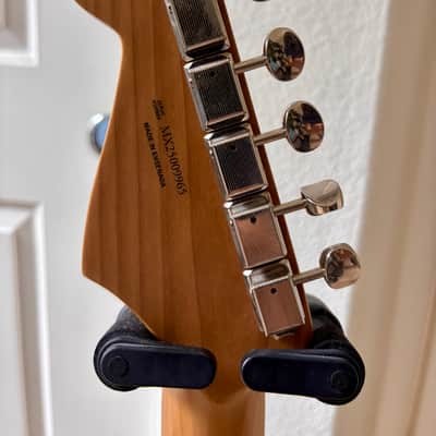 Fender Player II Stratocaster HSS Roasted Maple Neck 2025 - Moonlight Drive image 7