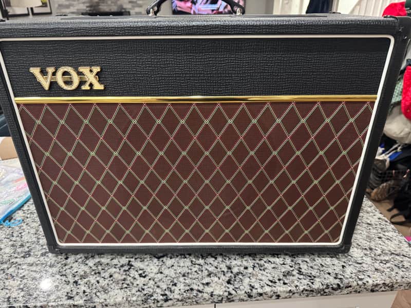 Vox AC15C1 Custom Limited Edition 2-Channel 15-Watt 1x12" Guitar Combo