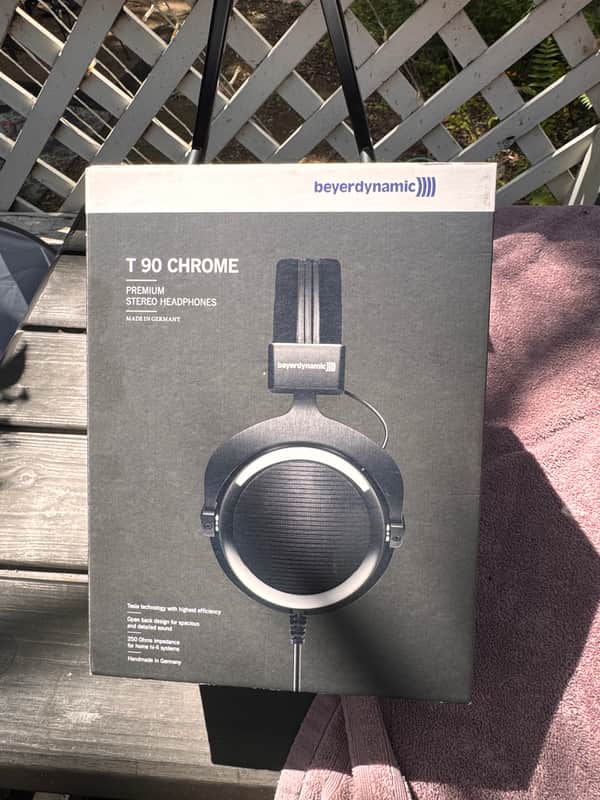 Beyerdynamic T 90 Chrome Special Edition 2014 - Chrome/Black image 1