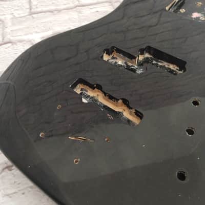Harmony Black Bass Body image 5