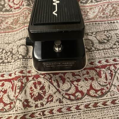 (Excellent Cond. In Box) Dunlop MC404 CAE Custom Audio Electronics Wah 2010 - Present - Black image 2