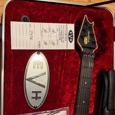 EVH Wolfgang USA Edward Van Halen Signature with Floyd Rose and Killswitch 2022- Stealth Black image 7