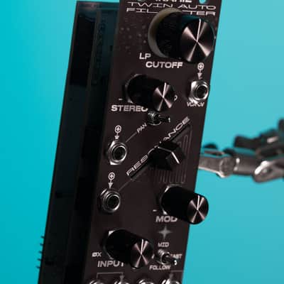 Bastl Instruments Ikarie Twin Auto Filter image 8