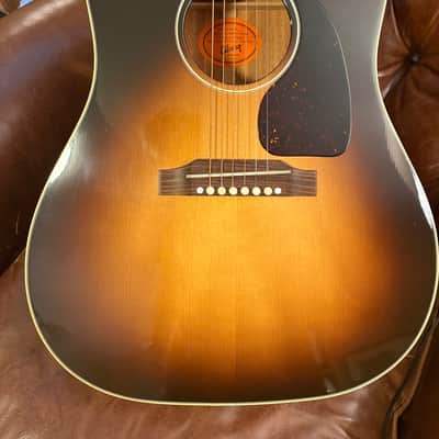 Immagine Gibson J-45 True Vintage 2011 - Vintage Sunburst - 2