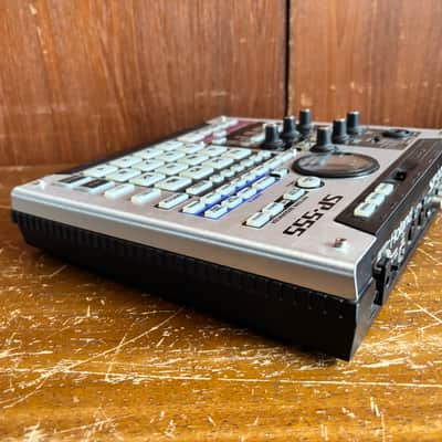 Roland SP-555 Creative Sampler with Performance Effects w/ power supply image 5