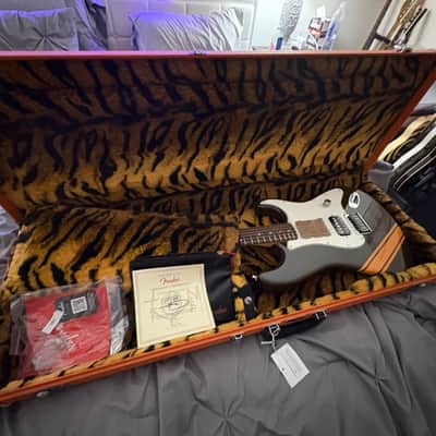 Fender To The Stars Limited Edition Tom Delonge "Padre" Stratocaster 2025 - Brown w/ Orange Competition Stripe image 2