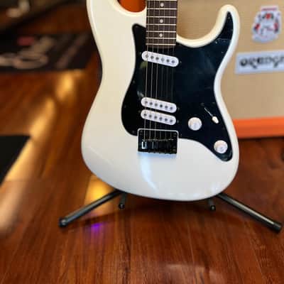 Squier Contemporary Stratocaster Special HT 2021 - Present - Pearl White image 1