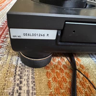 Technics SL- 1210 MK5 (with flight case) image 12