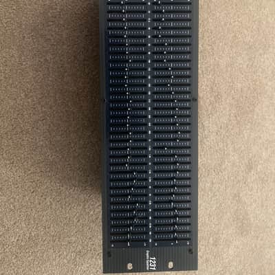 dbx 1231 Dual Channel 31-Band EQ 2010s - Black image 1